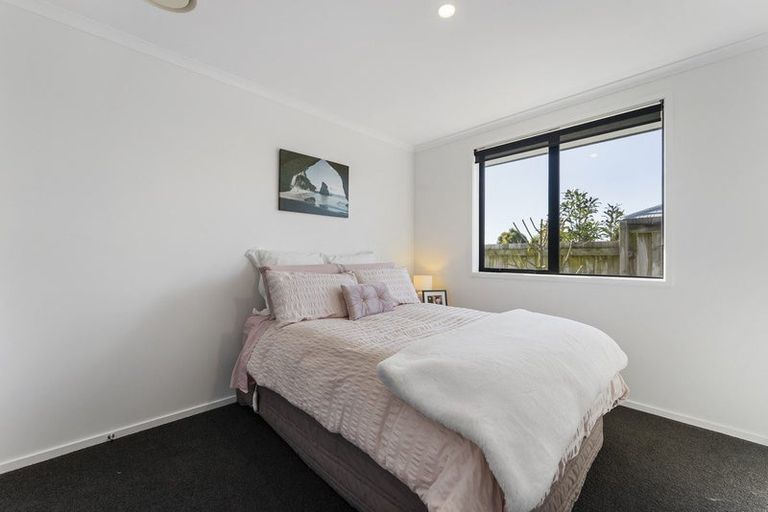 Photo of property in 38 Drabble Crescent, Papamoa Beach, Papamoa, 3118