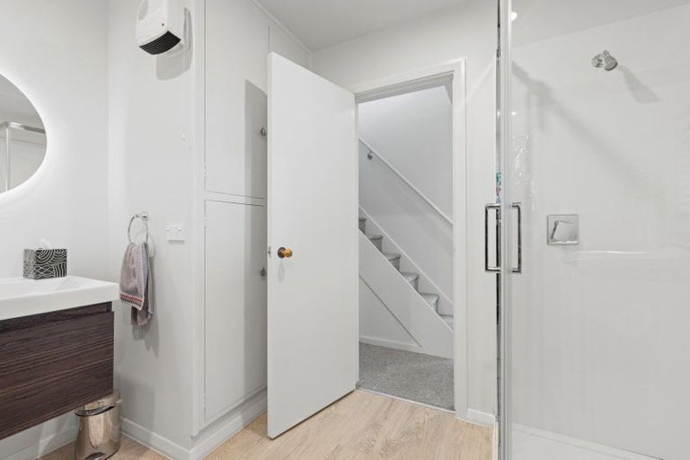 Photo of property in 24 Quail Crescent, Takamatua, 7581