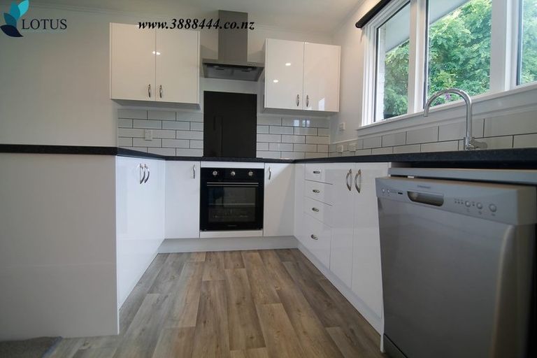 Photo of property in 10a Konini Street, Riccarton, Christchurch, 8041