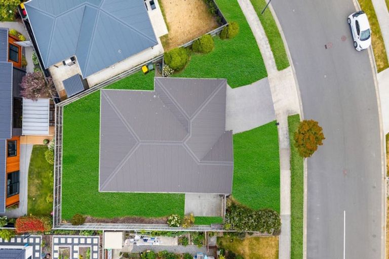Photo of property in 28 Streamside Terrace, Kaiapoi, 7630