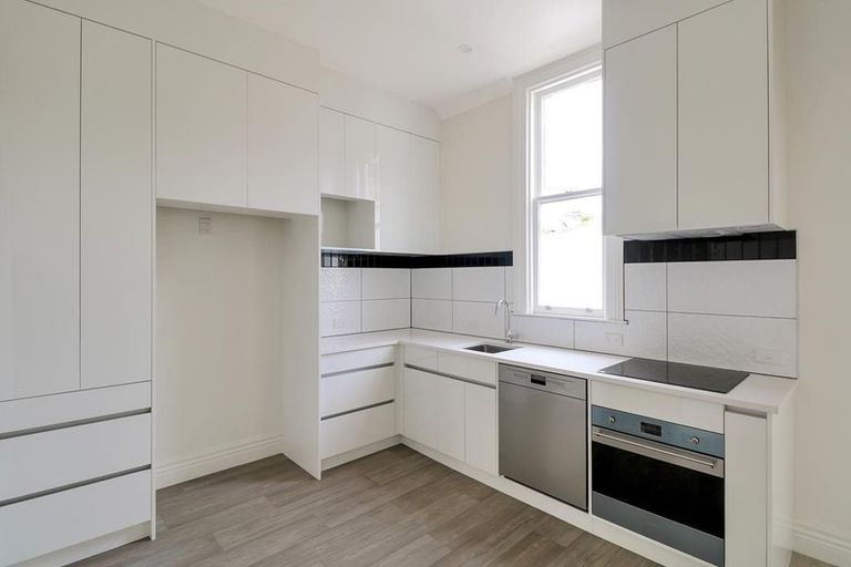 Photo of property in 31 Colombo Street, Newtown, Wellington, 6021