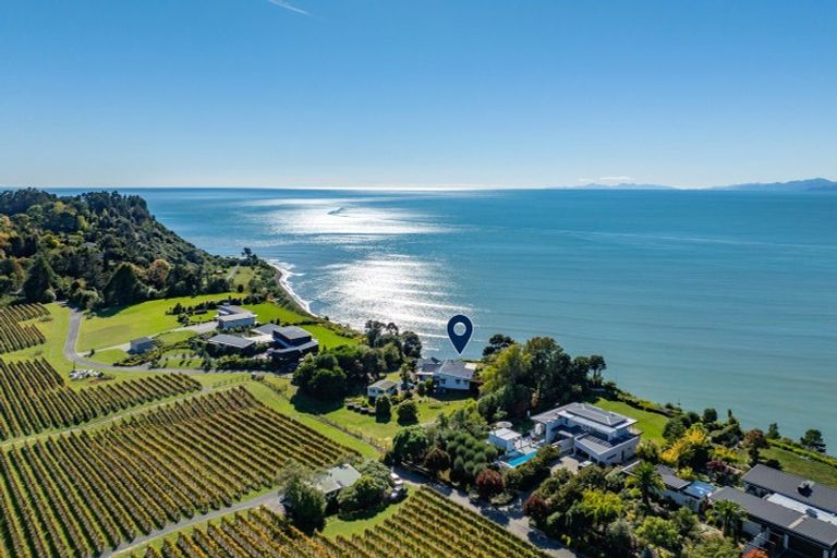 Photo of property in 15 Aporo Road, Ruby Bay, Upper Moutere, 7173