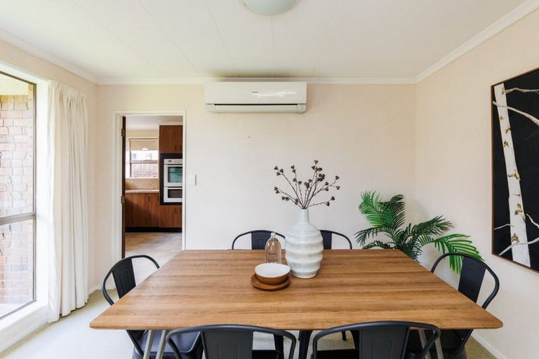 Photo of property in 9 Huhana Court, Hokowhitu, Palmerston North, 4410