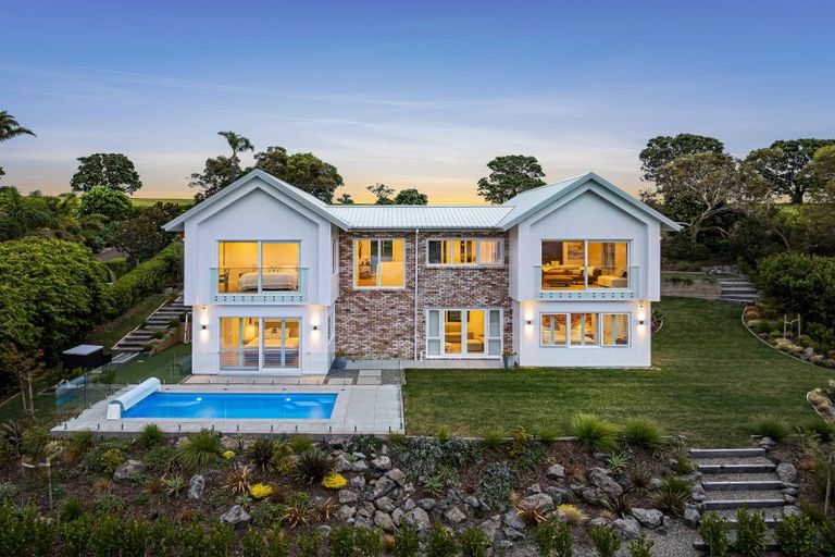 Photo of property in 30 Pacific Cliffs Drive, Gulf Harbour, Whangaparaoa, 0930