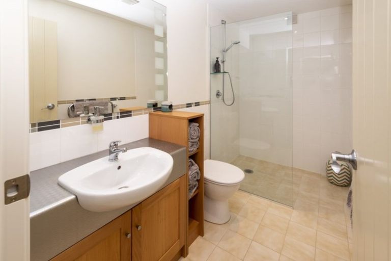 Photo of property in 22a Morrow Avenue, Bucklands Beach, Auckland, 2012