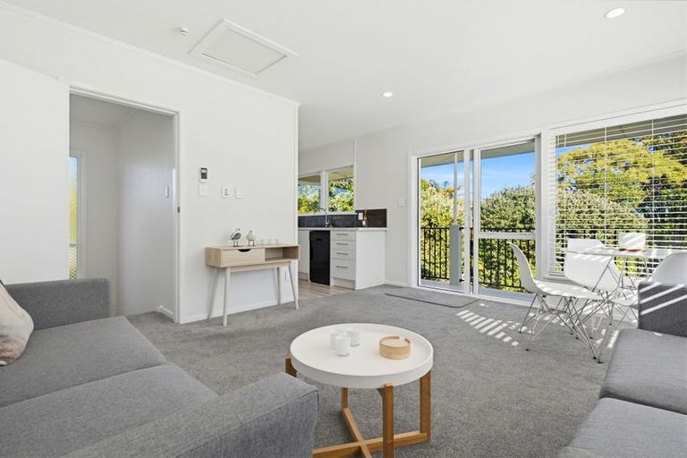 Photo of property in 46b Grand Vue Road, Kawaha Point, Rotorua, 3010