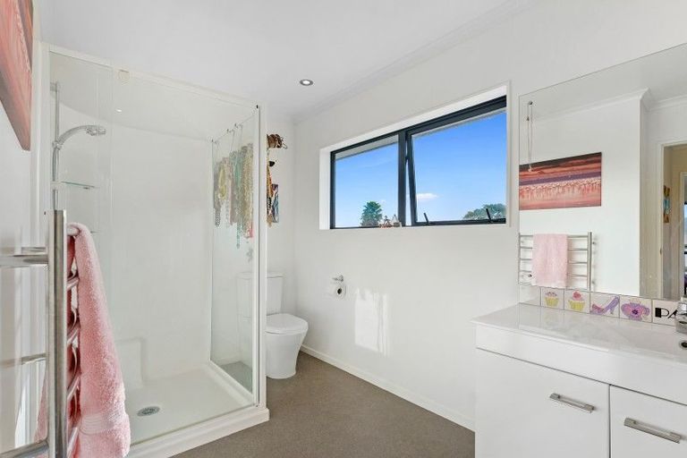 Photo of property in 9 Ludlam Way, Otaki, 5512