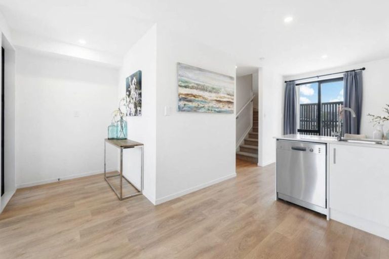 Photo of property in 148 Squadron Drive, Hobsonville, Auckland, 0616