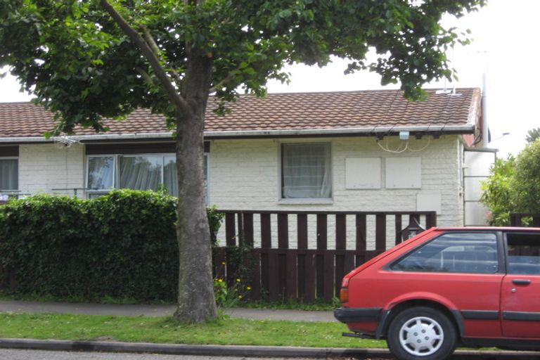 Photo of property in 4/21 Allard Street, Edgeware, Christchurch, 8013