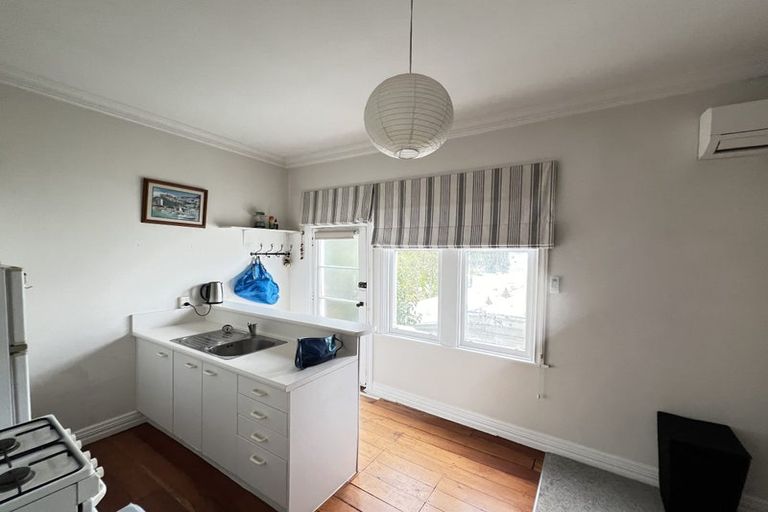 Photo of property in 5/20 Hay Street, Oriental Bay, Wellington, 6011