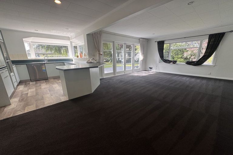 Photo of property in 34 Glenfield Crescent, Mairehau, Christchurch, 8052