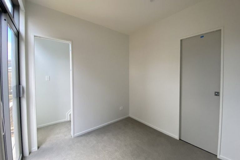 Photo of property in 6/2 Moor Avenue, Te Atatu Peninsula, Auckland, 0610