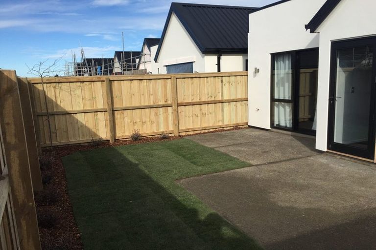 Photo of property in 63 Faringdon Boulevard, Rolleston, 7615