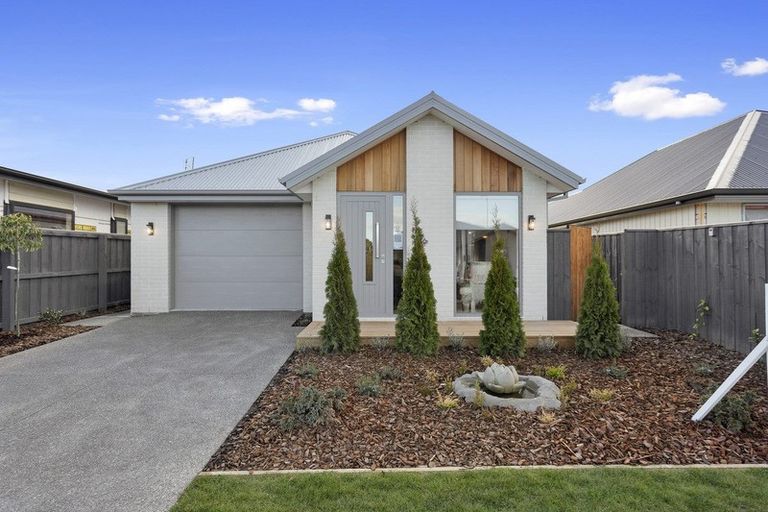 Photo of property in 23 Croydon Street, Woodend, 7610
