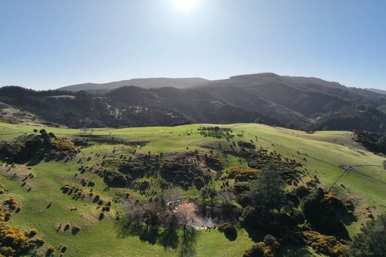 Photo of property in 121 Silverstream Valley Road, North Taieri, Mosgiel, 9092