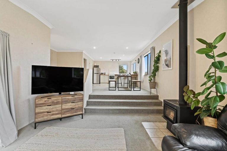 Photo of property in 9 Glover Place, Onerahi, Whangarei, 0110