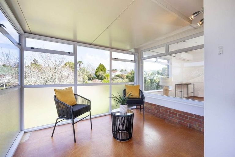 Photo of property in 78 Divich Avenue, Te Atatu South, Auckland, 0610