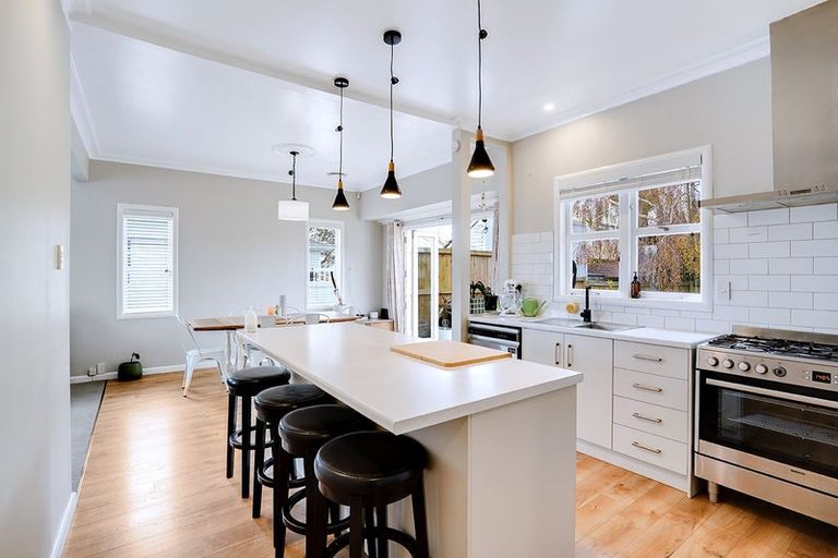 Photo of property in 340 Peachgrove Road, Fairfield, Hamilton, 3214