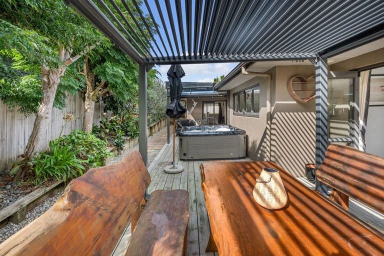 Photo of property in 19 Ysabel Crescent, The Gardens, Auckland, 2105