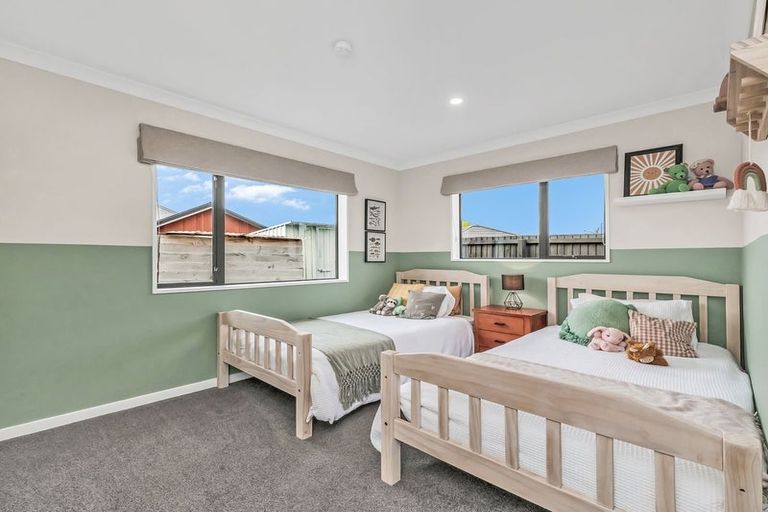 Photo of property in 53 Masefield Drive, Rolleston, 7614