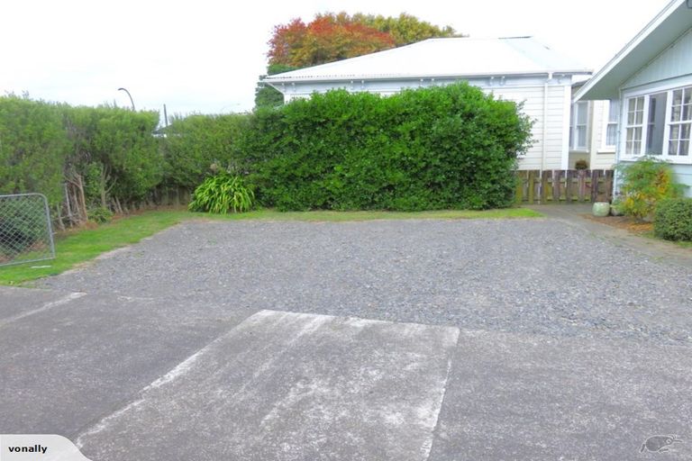 Photo of property in 91 Bridge Street, Bulls, 4818