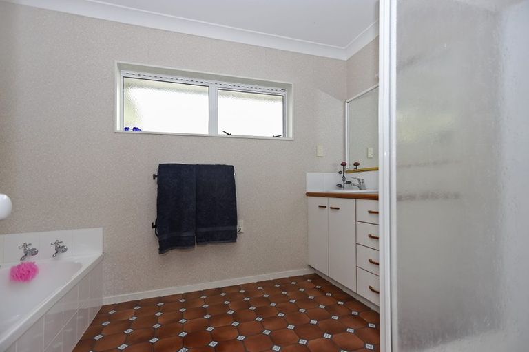 Photo of property in 10 Montana Drive, Pyes Pa, Tauranga, 3112