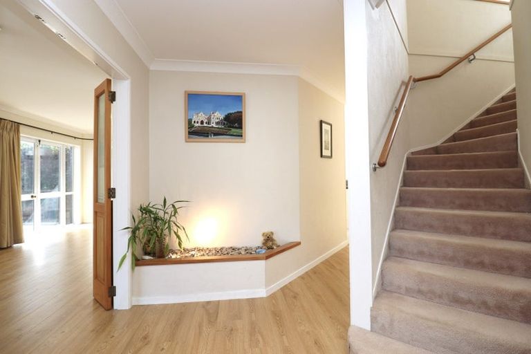 Photo of property in 50b Whitford Road, Botany Downs, Auckland, 2014