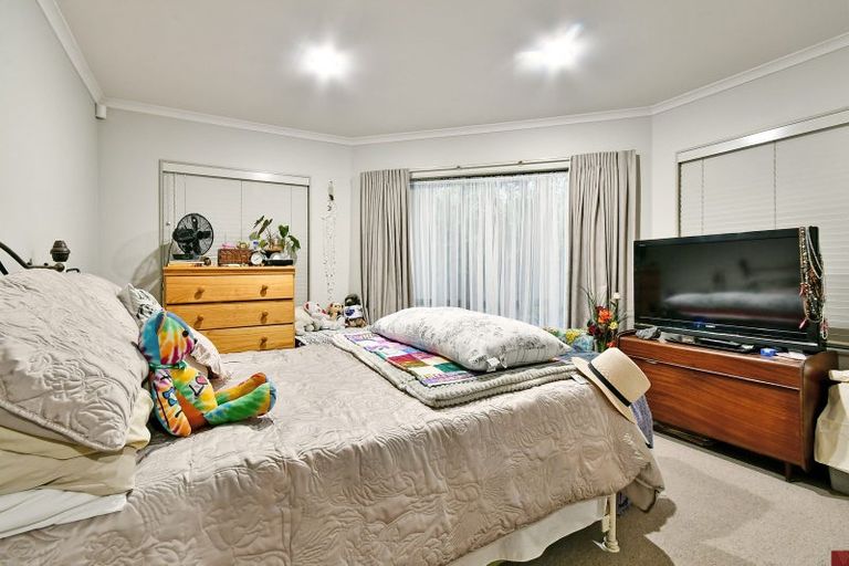 Photo of property in 2 Baverton Drive, Flat Bush, Auckland, 2016