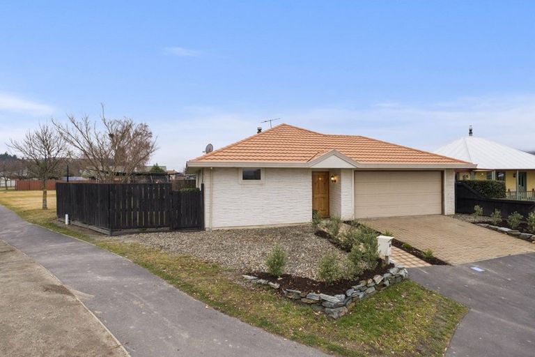 Photo of property in 13 Hotop Place, Cromwell, 9310