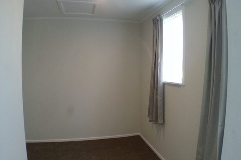 Photo of property in 5 West Coast Road, Glen Eden, Auckland, 0602