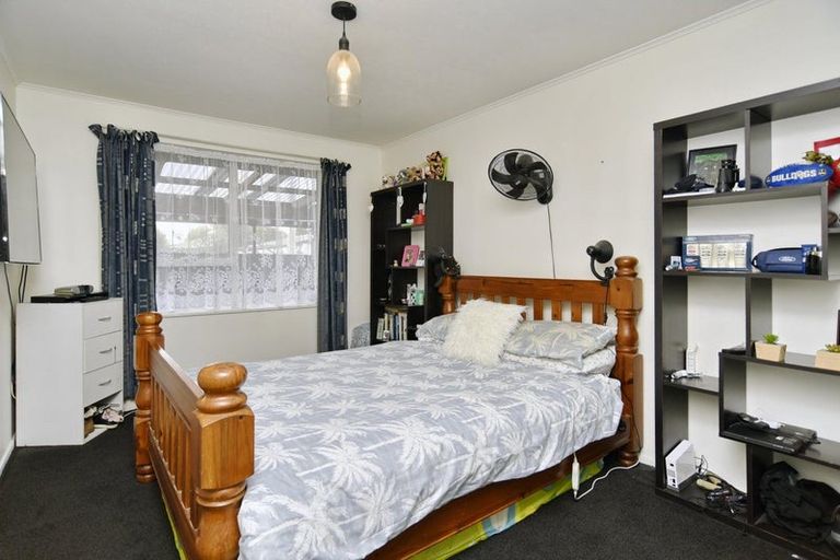 Photo of property in 2/92a Randolph Street, Woolston, Christchurch, 8062