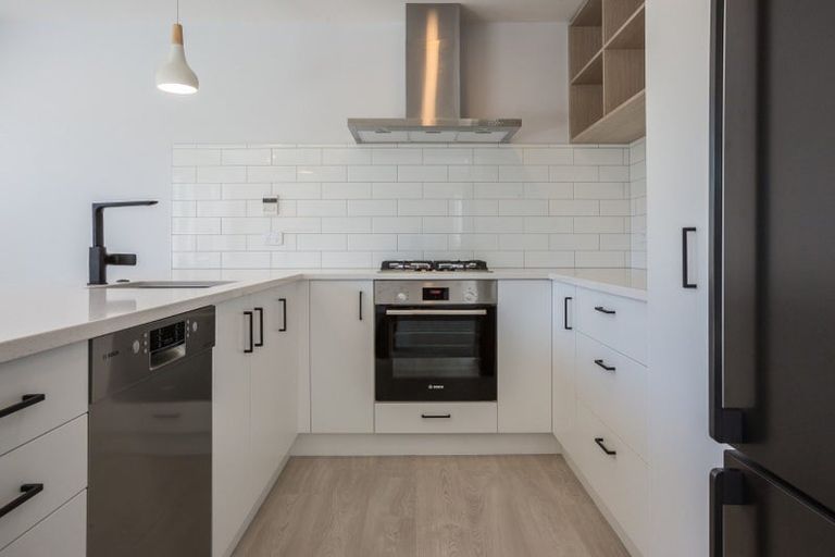 Photo of property in 8 Parekareka Lane, Kenepuru, Porirua, 5022