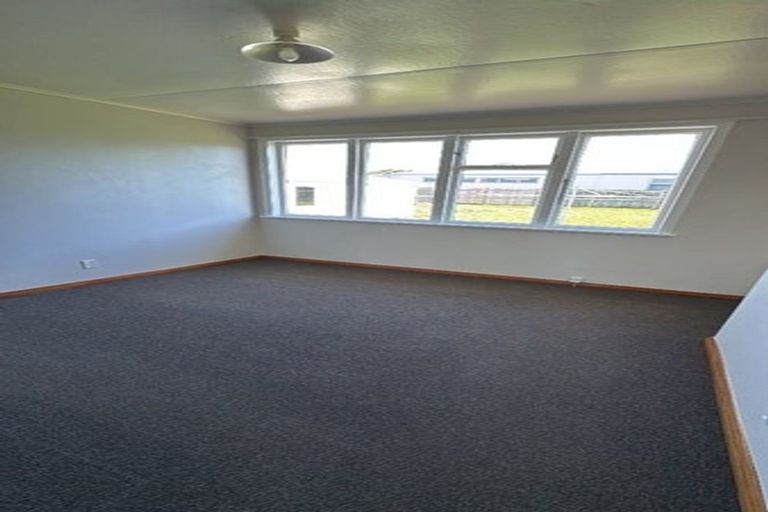 Photo of property in 8 Marsden Street, Hauraki, Auckland, 0622