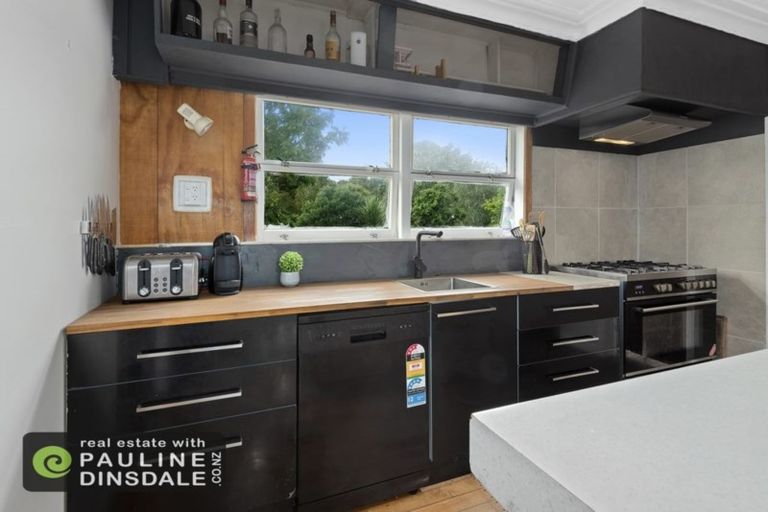 Photo of property in 6 Snake Hill Road, Te Kamo, Kamo, 0185