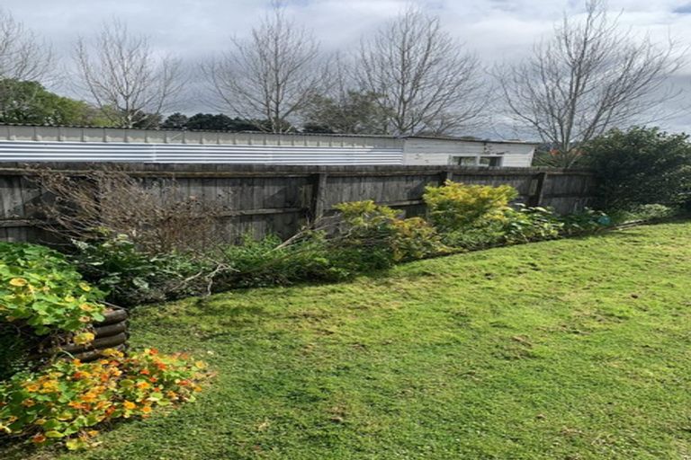 Photo of property in 7 Locket Road, Glenfield, Auckland, 0629