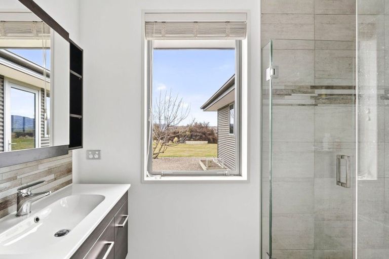 Photo of property in 47 Matheson Crescent, Albert Town, Wanaka, 9305