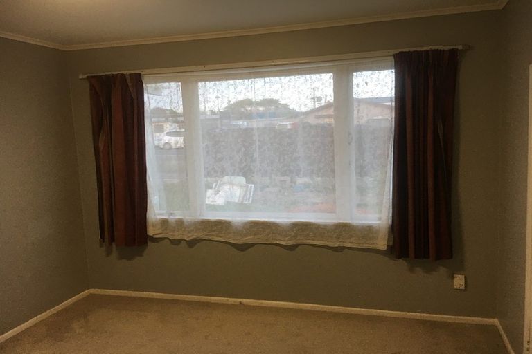 Photo of property in 12 Healy Road, Manurewa, Auckland, 2102