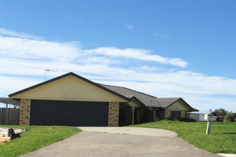 Photo of property in 17 Astor Place, Welcome Bay, Tauranga, 3112