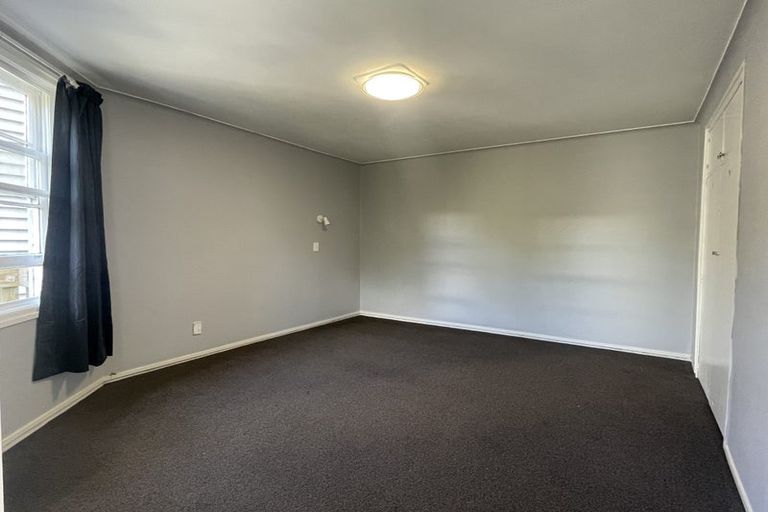 Photo of property in 196 Glenmore Street, Northland, Wellington, 6012