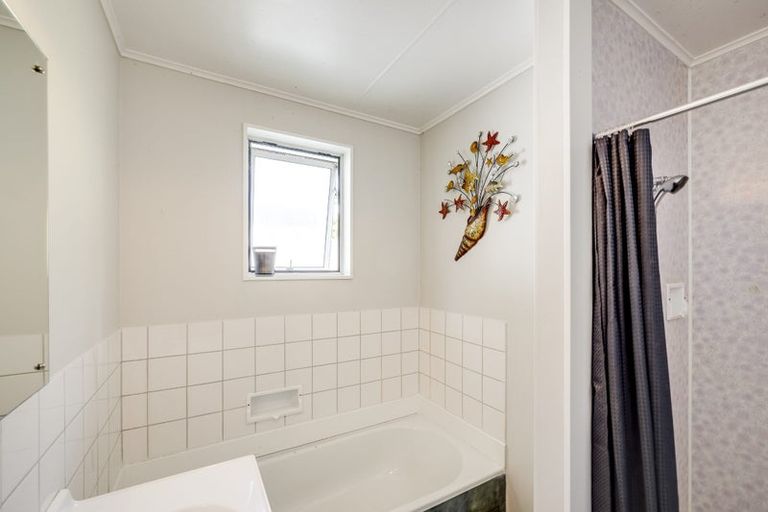 Photo of property in 888 Kakariki Farm Road, Kotemaori, 4188