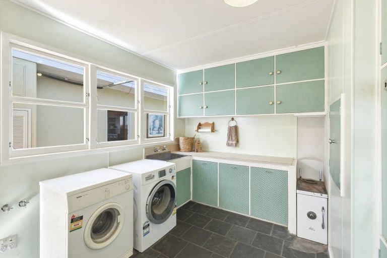 Photo of property in 31 Hawkestone Road, Marton, 4710