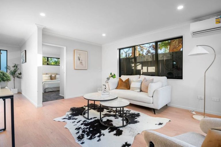 Photo of property in 12c Wylie Avenue, Sunnynook, Auckland, 0620