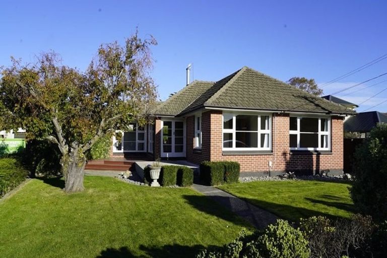 Photo of property in 10 Renwick Place, Hillmorton, Christchurch, 8025
