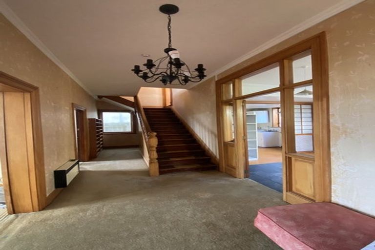 Photo of property in 8 Hawker Street, Mount Victoria, Wellington, 6011