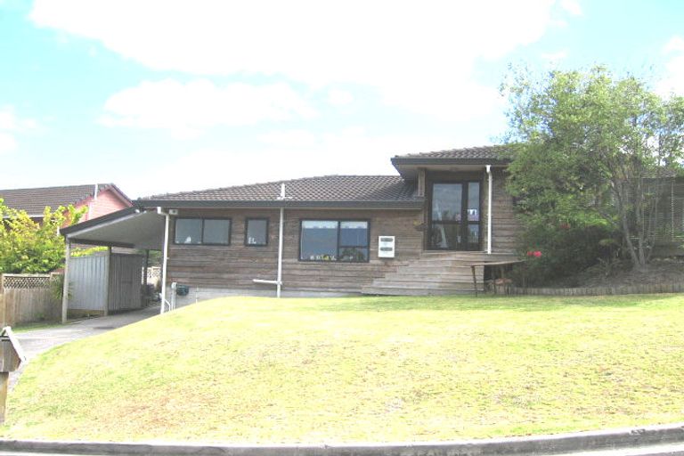 Photo of property in 2/3 Antrim Grove, Bayview, Auckland, 0629