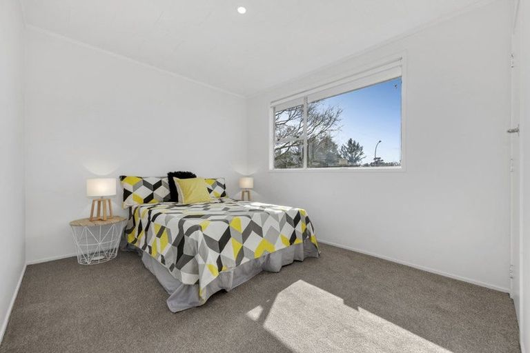 Photo of property in 3 Pukeroa Place, Papakura, 2110
