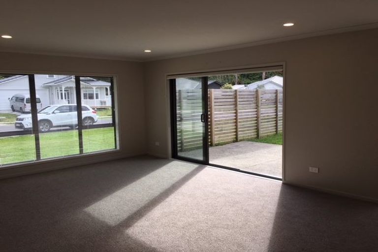 Photo of property in 35 Crabb Fields Lane, Riverhead, 0820