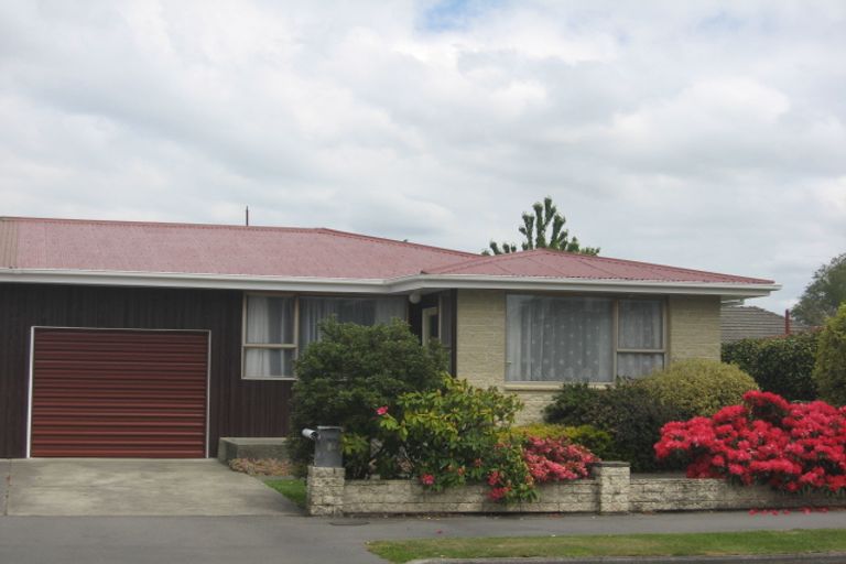 Photo of property in 2/4 Quinton Place, Bishopdale, Christchurch, 8053