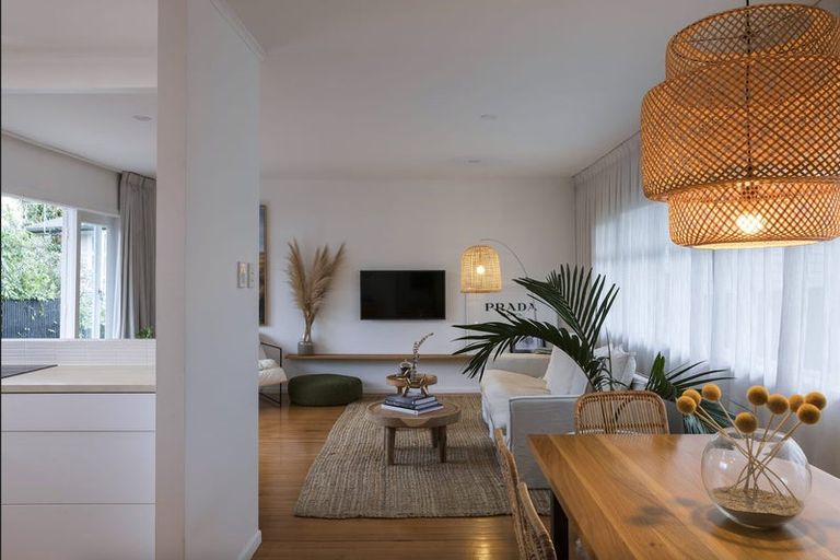 Photo of property in 42b Sherwood Avenue, Te Atatu South, Auckland, 0610