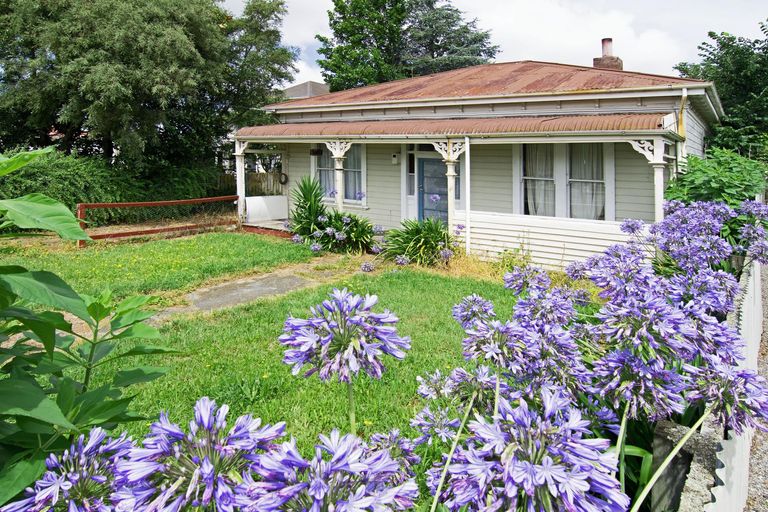 Photo of property in 83 Lincoln Road, Masterton, 5810